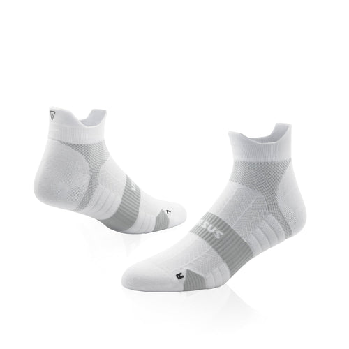 VERSUS Cloud White Running Ankle Socks