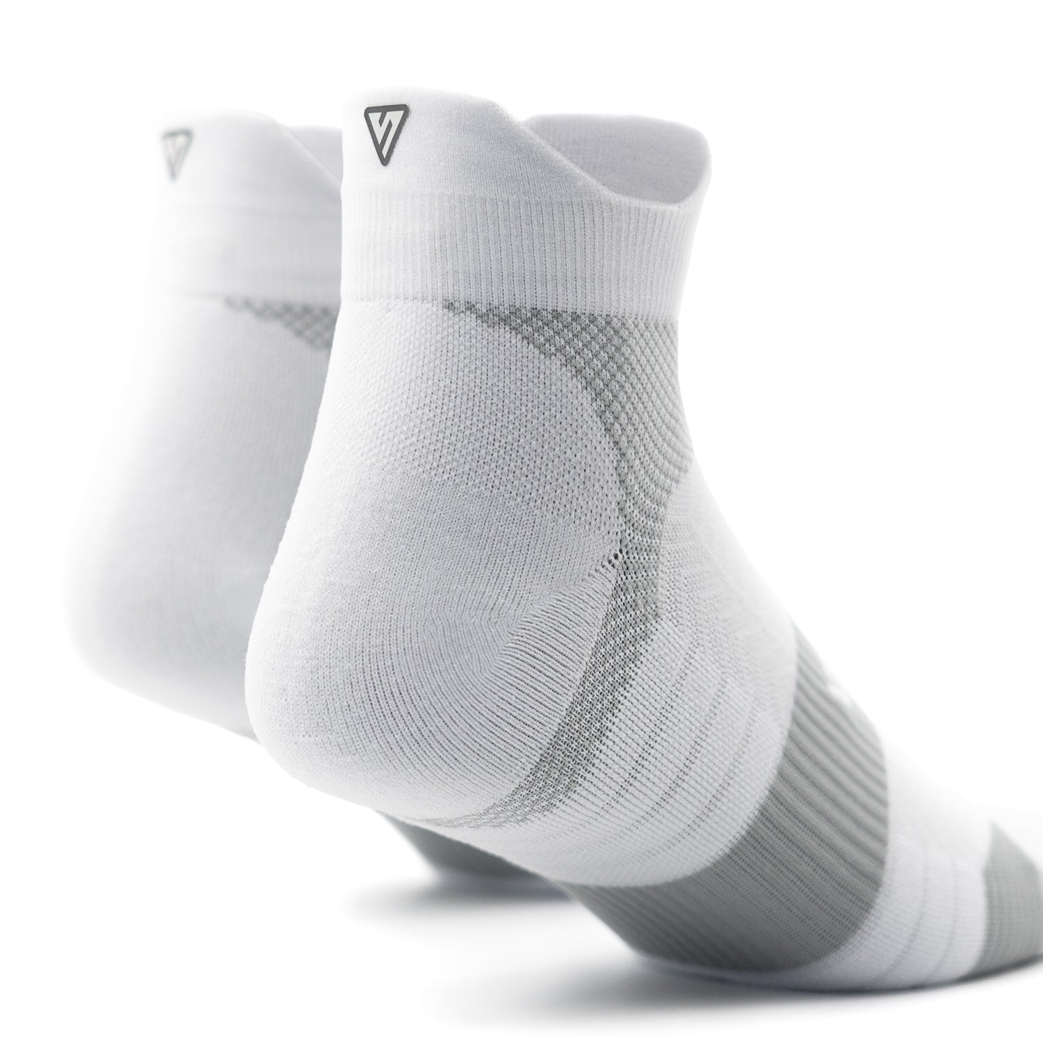 VERSUS Cloud White Running Ankle Socks