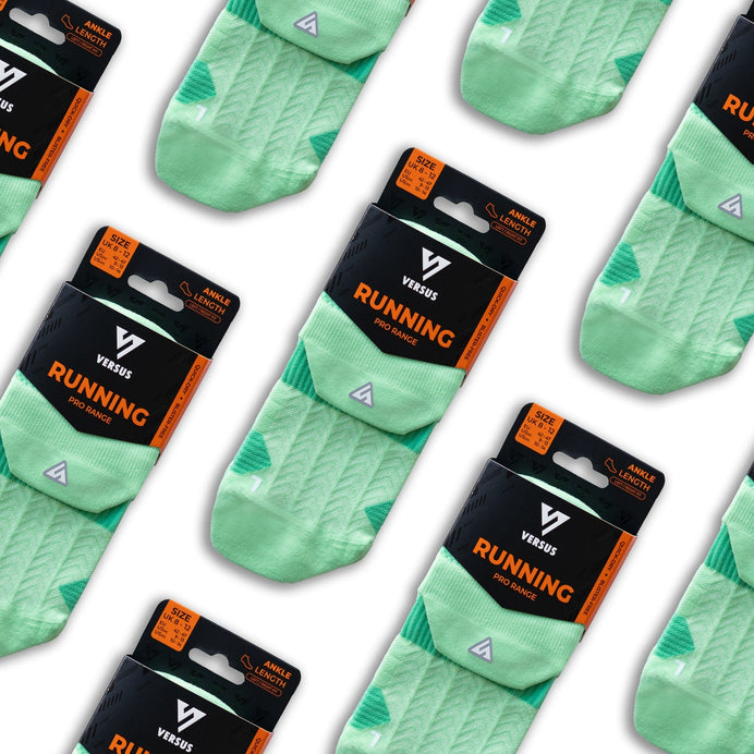 VERSUS Mint Leaf Running Ankle Socks