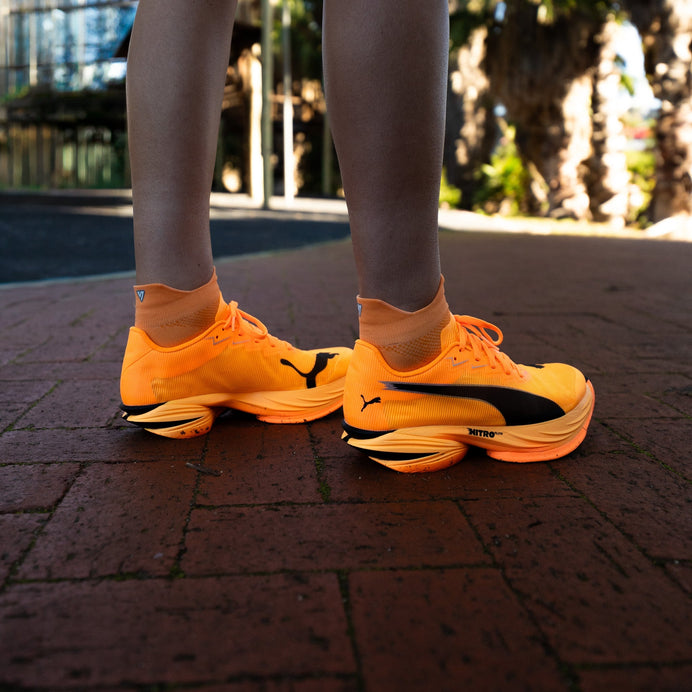 VERSUS Tangerine Glow Running Ankle Socks